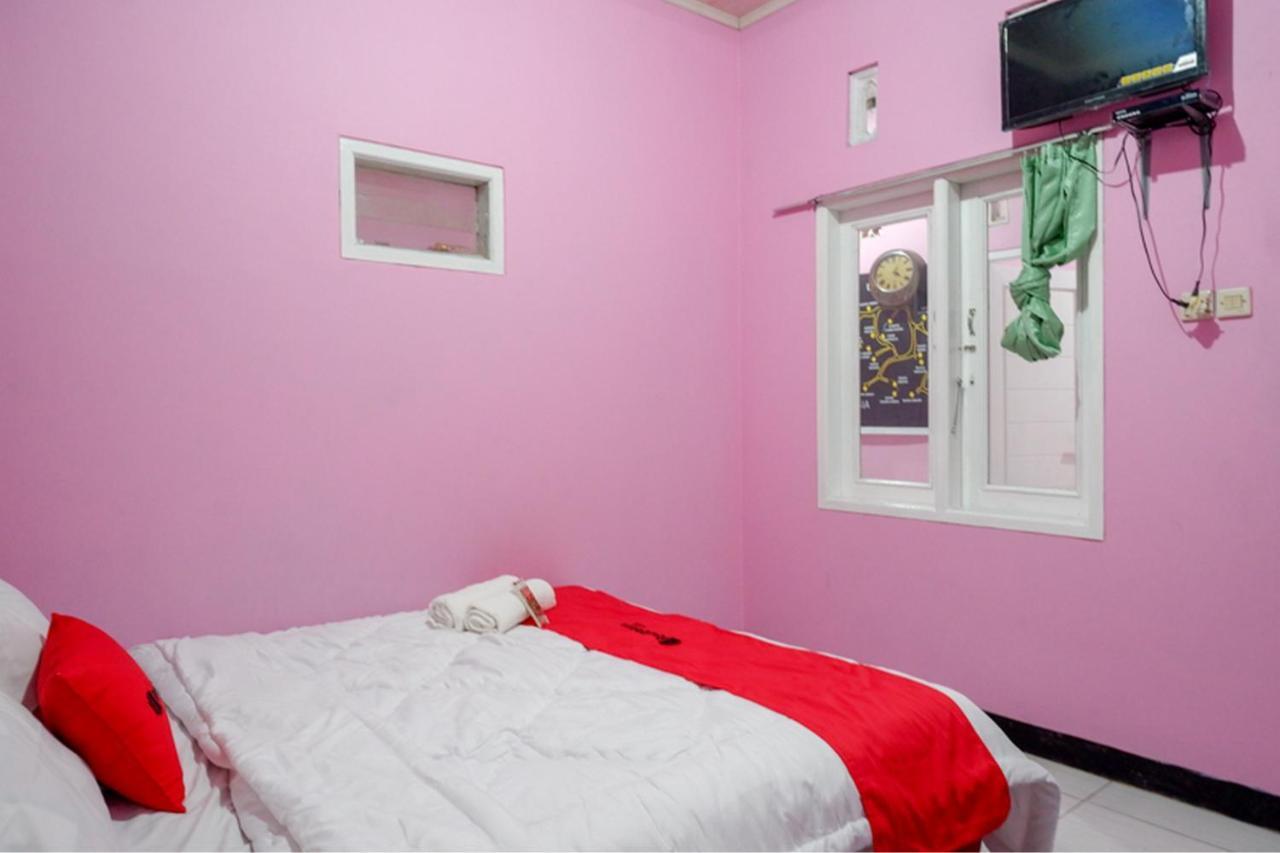 RedDoorz Syariah near Telaga Warna Dieng Diyeng Exterior foto